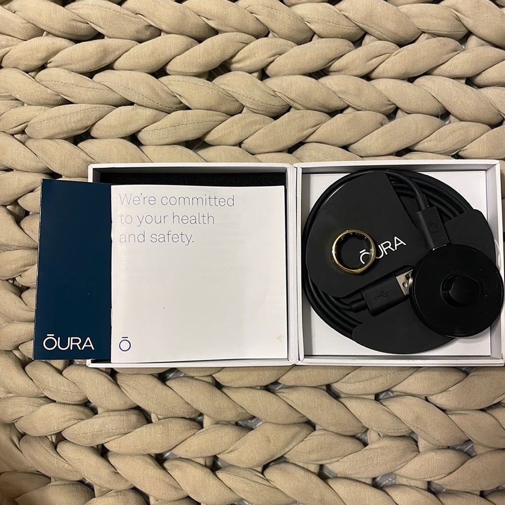 Oura Ring Sz 7 gold gen 3